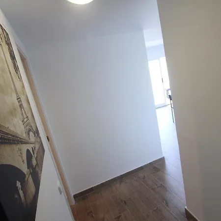 For A Royal Center Apartament