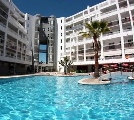 For A Royal Center * Salou